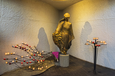 Similar image 21049229