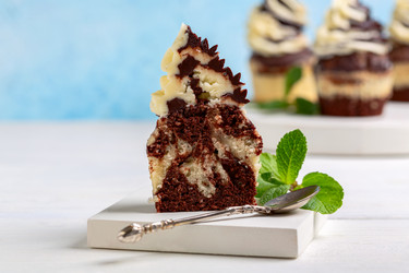 Similar image 21048050