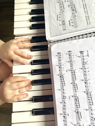 Similar image 21050621