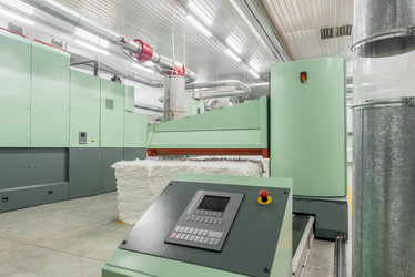 Similar image 21050937