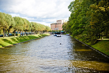 Similar image 21059214