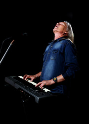 Similar image 21058700