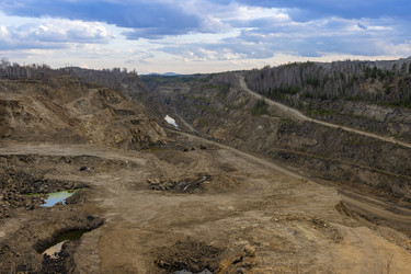 Similar image 21066369