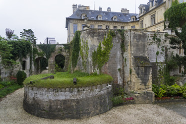 Similar image 21070238