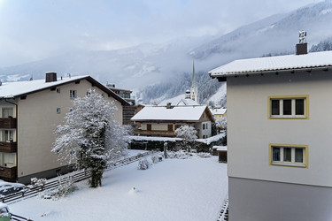 Similar image 21070258