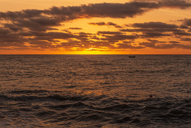 Similar image 21076098