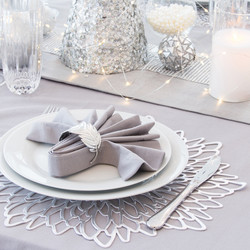 Similar image 21076685