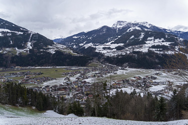 Similar image 21075248