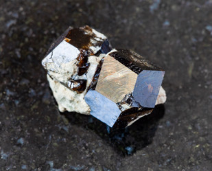 Similar image 21121371