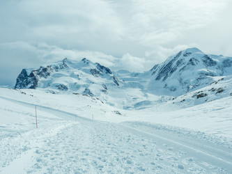 Similar image 21094375