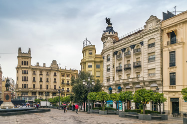 Similar image 21100983