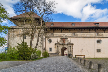 Similar image 21094199