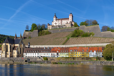 Similar image 21101047