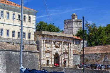 Similar image 21104863