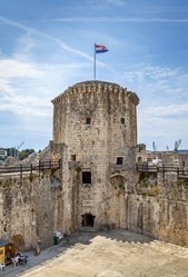 Similar image 21109136