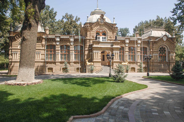Similar image 21082615