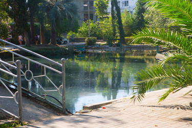 Similar image 21083586