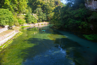 Similar image 21083680