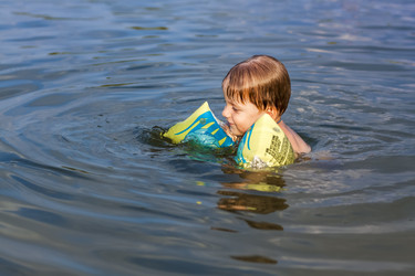 Similar image 21116812