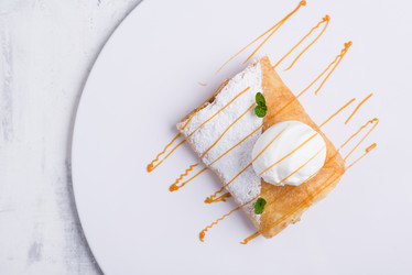 Similar image 21106850