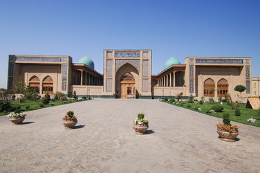 Similar image 21113512