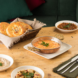 Similar image 21125342