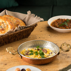 Similar image 21130396