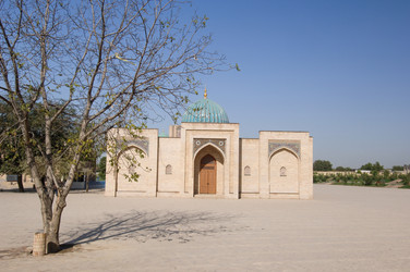 Similar image 21130308