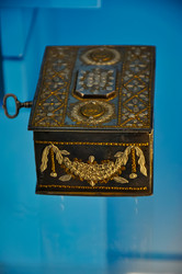 Similar image 21122330