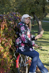 Similar image 21093219