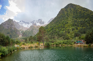 Similar image 21106726