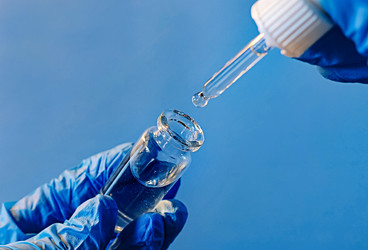 Similar image 21103783