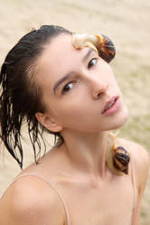 Similar image 21106381