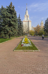 Similar image 21107352