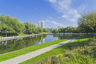 Similar image 21107354