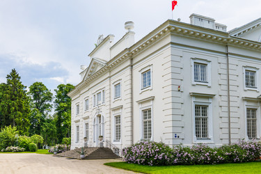 Similar image 21119343