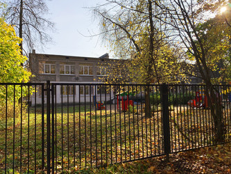 Similar image 21115670