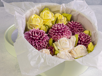 Similar image 21115948