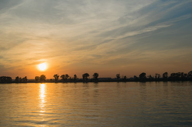 Similar image 21118378