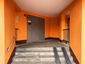 Similar image 21124087