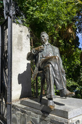 Similar image 21126631