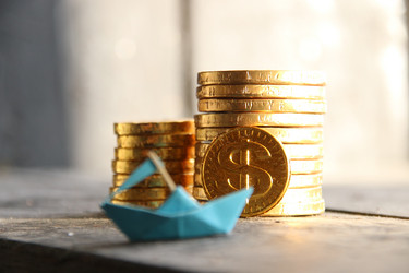 Similar image 21135096