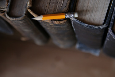 Similar image 21135381