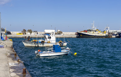 Similar image 21137400