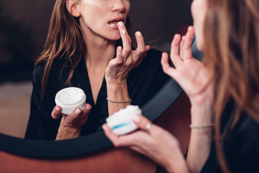 Similar image 21135587