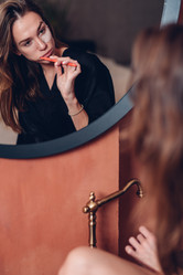 Similar image 21135591