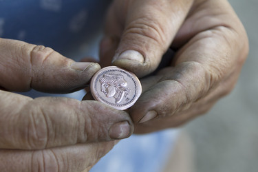 Similar image 21145046