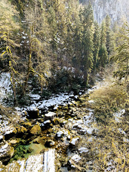 Similar image 21136312