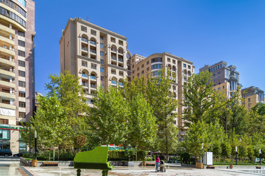 Similar image 21150533