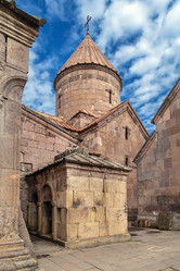 Similar image 21150079